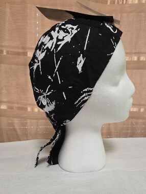 Diamond Supply Co. Black and White Skull Print Headwrap Scarf